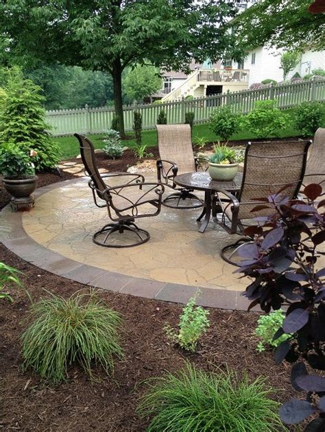 Brick Pavers for Outdoor Living Areas .